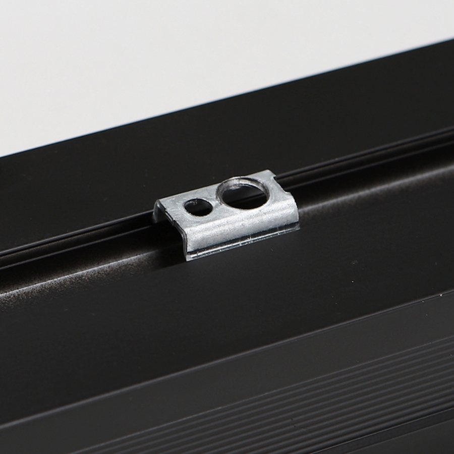 Wide Track Hanger